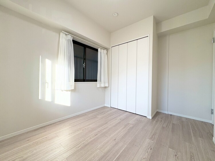 その他 清かで艶やかな時間をもたらしてくれる室内です。