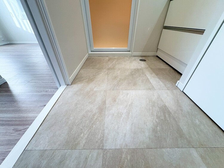 その他 十分な広さの脱衣所。