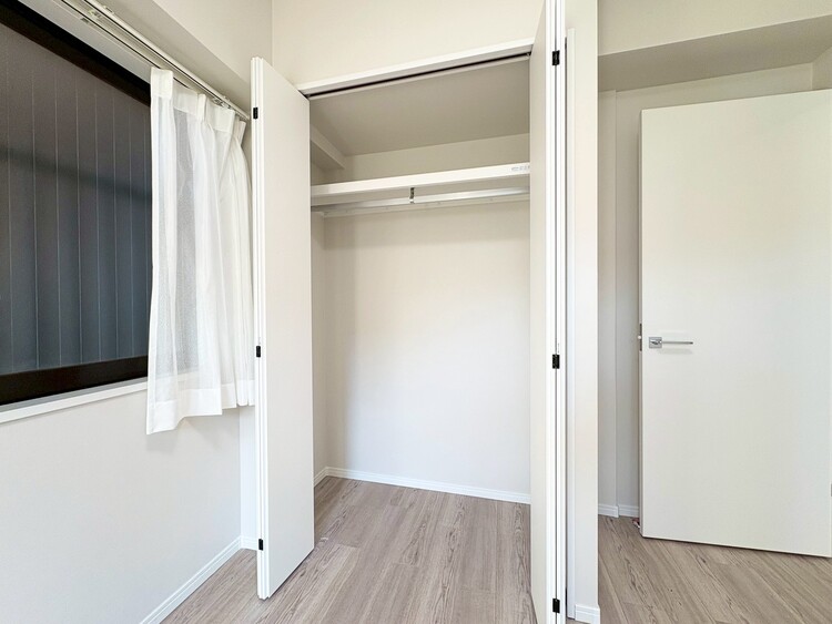 その他 収納スペースが付いていて、お部屋を広く使っていただけます。