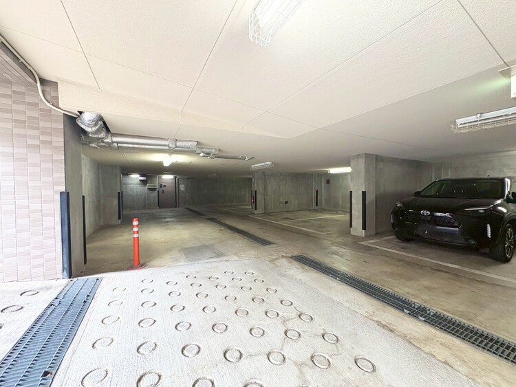 その他 駐車スペースが嬉しいですね。※空き状況は都度ご確認下さい。