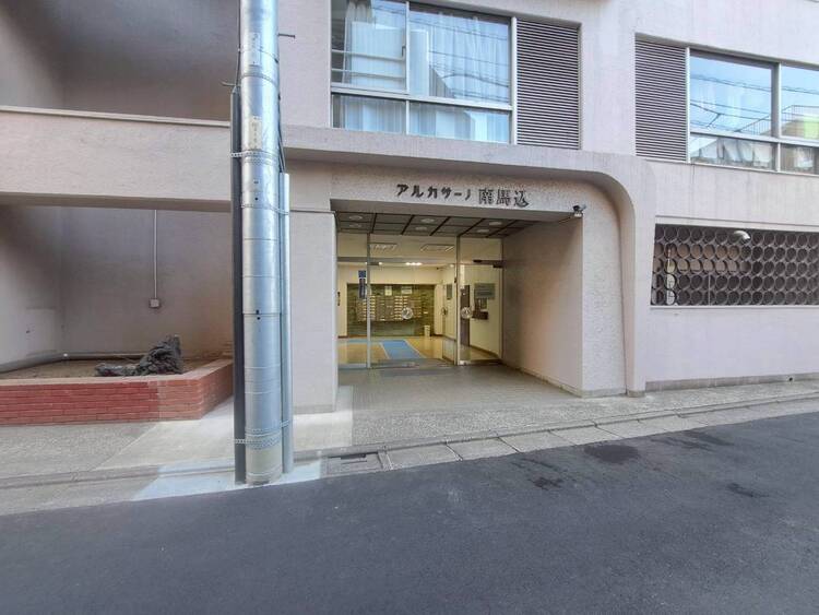 その他 上質感漂う玄関アプローチです。