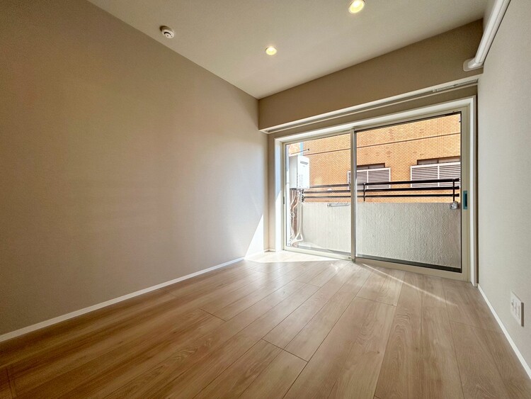 その他 清かで艶やかな時間をもたらしてくれる室内です。