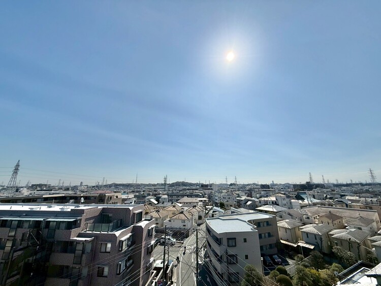 その他 眺望や窓からの景色が良いと、家で過ごす時間も快適です。