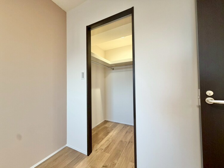 その他 家電やスーツケース、ストック品など何でも片付く嬉しい空間です。