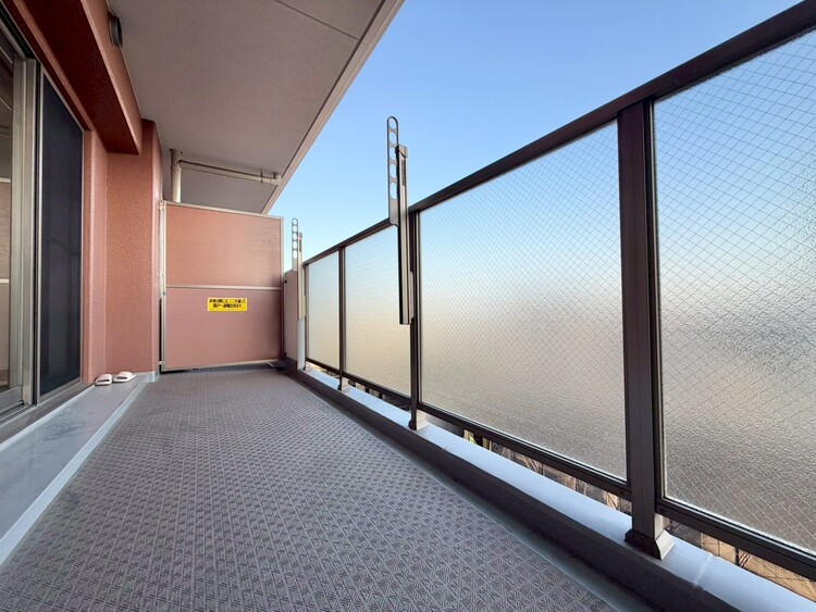 その他 朝の澄んだ空気や、夕方に吹く清々しい風を感じられるバルコニー。