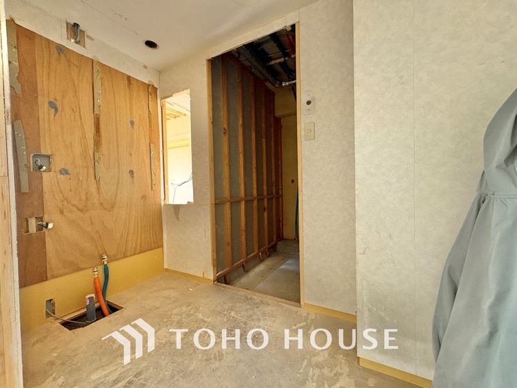 洗面 使いやすく、明るい洋室に仕上がります。子供部屋や趣味のお部屋にご利用できます。ご自身で家具などを配置し、素敵な空間を創り上げられます。