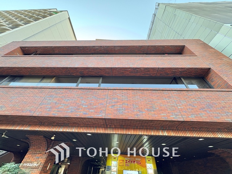 外観 手元の収納から、足元の収納までが全てスライド式で、奥のスペースまで有効に活用できます。奥まで上から見渡せるので、たまにしか使わない調理器具もサッと取出せます。