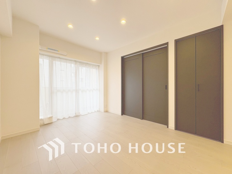 内装 【LIVING】◆陽光◆が差し込む。この開放的なLDKに家族の笑顔が集う。家族が一緒に過ごす空間は明るく、そして居心地よく。