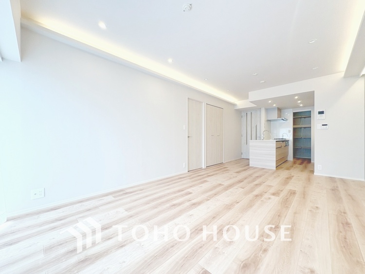 内装 【LIVING】◆住む喜び、楽しさ、感動◆を君と共有したい。いつまでもずっと家族を見渡せるこの広い空間で。