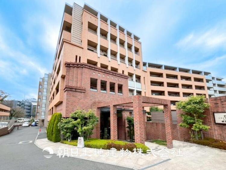 外観 【外観写真】その家から感じられる、気品・上質・重厚感・極細やかさ、そのすべては見た者に安らぎを与える特別な空間です。ここに住むからこそ意味がある。すべての（始まり）をここから迎えましょう。