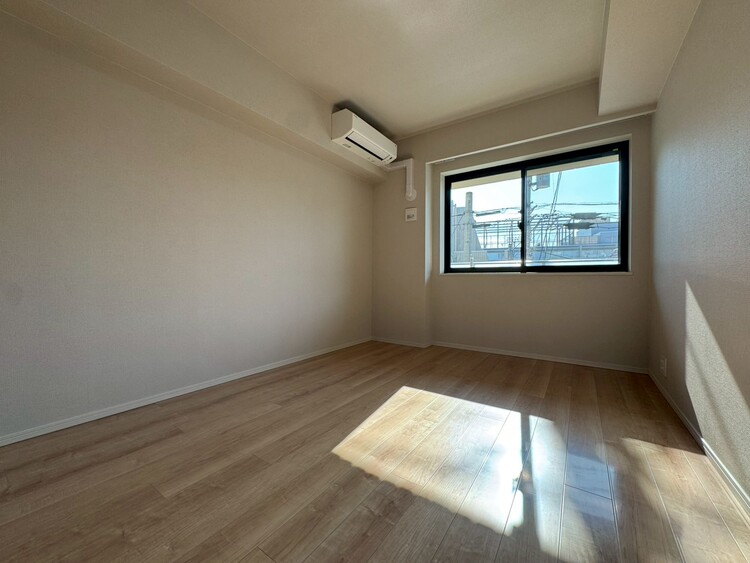 その他 清かで艶やかな時間をもたらしてくれる室内です。