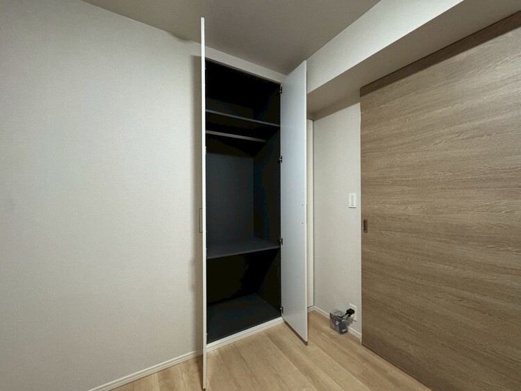 その他 収納スペースが付いていて、お部屋を広く使っていただけます。