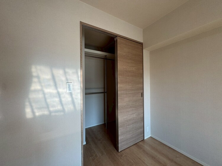 その他 家電やスーツケース、ストック品など何でも片付く嬉しい空間です。