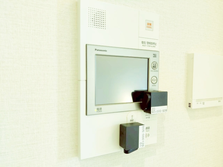 その他 誰が来てもわかる様にモニター付きインターホンを設置。