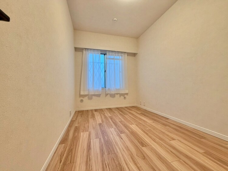 その他 清かで艶やかな時間をもたらしてくれる室内です。