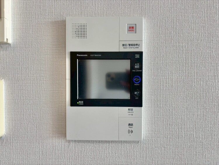 その他 誰が来てもわかる様にモニター付きインターホンを設置。