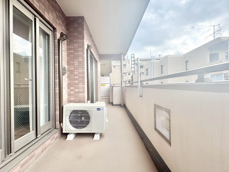 その他 朝の澄んだ空気や、夕方に吹く清々しい風を感じられるバルコニー。