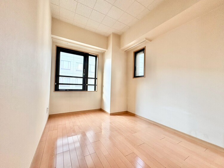 その他 清かで艶やかな時間をもたらしてくれる室内です。