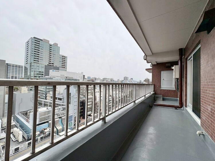 その他 朝の澄んだ空気や、夕方に吹く清々しい風を感じられるバルコニー。
