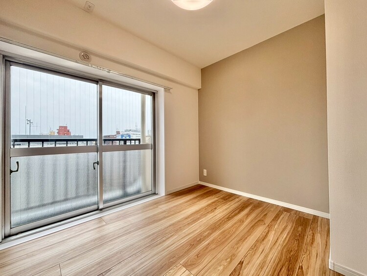 その他 清かで艶やかな時間をもたらしてくれる室内です。