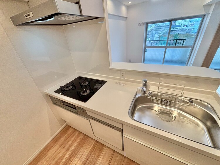 その他 開放感のあるキッチンスペース。調理をしながら、会話も弾みそうですね。