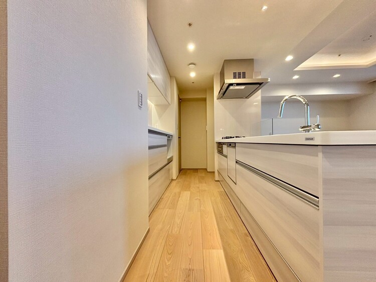 その他 開放感のあるキッチンスペース。調理をしながら、会話も弾みそうですね。