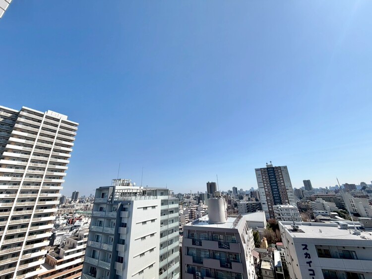 その他 眺望や窓からの景色が良いと、家で過ごす時間も快適です。