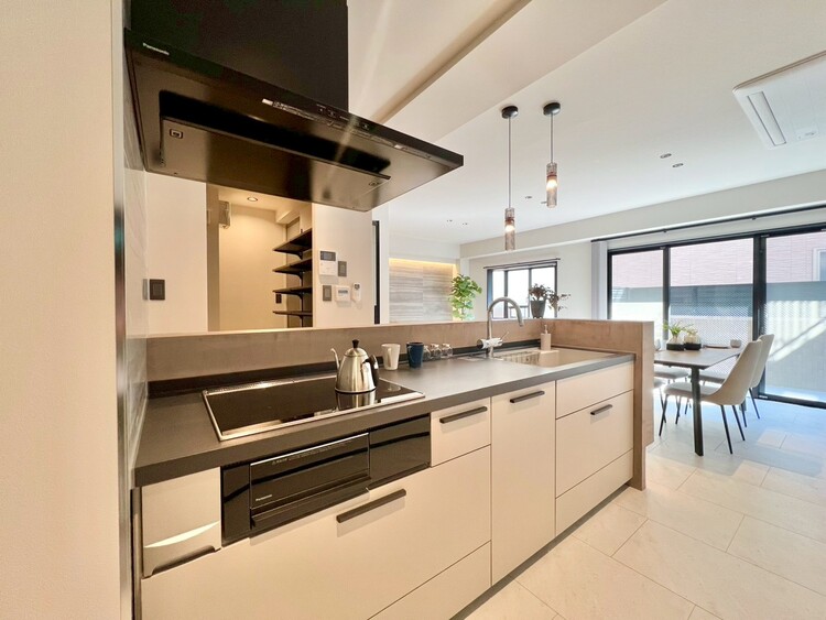 その他 使いやすくスタイリッシュなキッチン空間になっております。