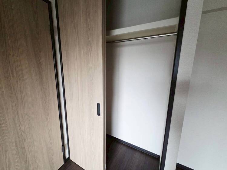 その他 収納スペースが付いていて、お部屋を広く使っていただけます。