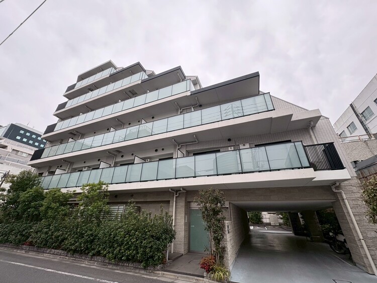 外観 飽きのこないシンプルモダンな外観です。