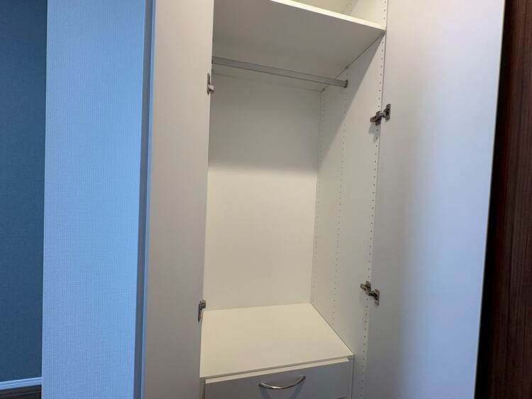 その他 収納スペースが付いていて、お部屋を広く使っていただけます。