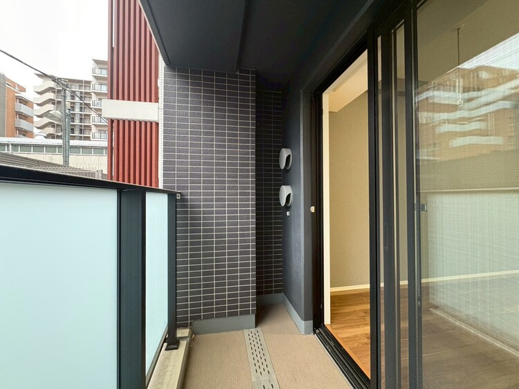 その他 朝の澄んだ空気や、夕方に吹く清々しい風を感じられるバルコニー。