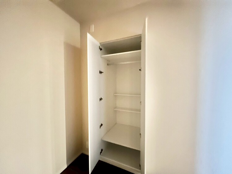 その他 家電やスーツケース、ストック品など何でも片付く嬉しい空間です。