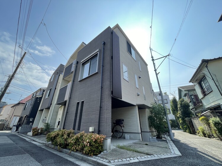 外観 飽きのこないシンプルモダンな外観です。