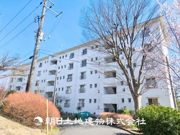 外観 【外観写真】時間のゆとりと空間、暖かな陽光がもたらす光と風を独占してください。