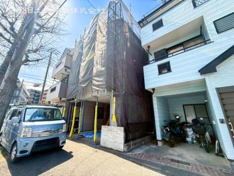 外観 周辺環境とのコラボレーションにより明るく開放的な空間！落ち着いたお洒落な外観で機能的な生活！