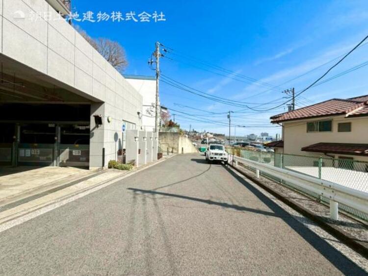 その他 陽射しと心地よい風が自慢の立地！新鮮な空気と光が広がる空間！ 