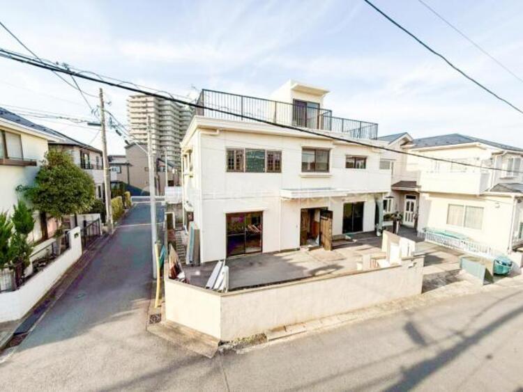 外観 素敵なフォルムが魅力の外観で、毎日の生活がもっと楽しく感じられます☆ 気持ちよく過ごせる時間が広がります。 