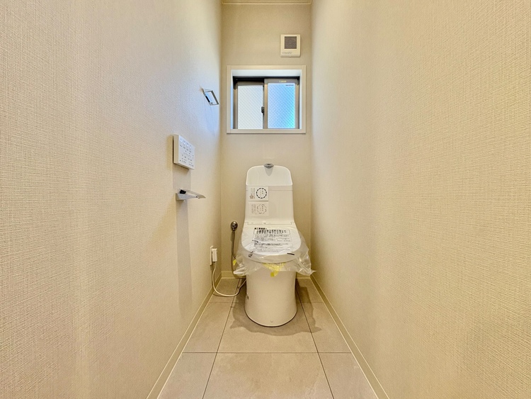 トイレ 暮らしの中のさりげないひとときの快適さにも、こだわりを、持って設備を配しております。