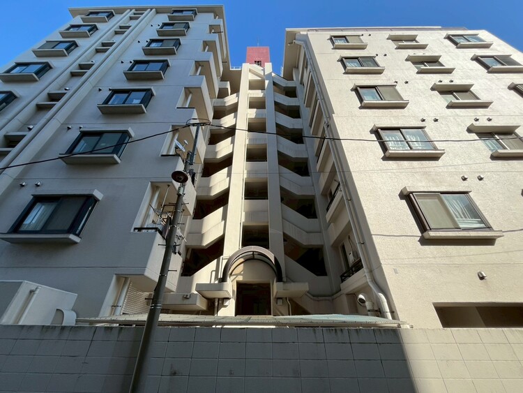 外観 資料には掲載していない情報が、現地にはたくさんあります。是非一度、現地をご確認ください。