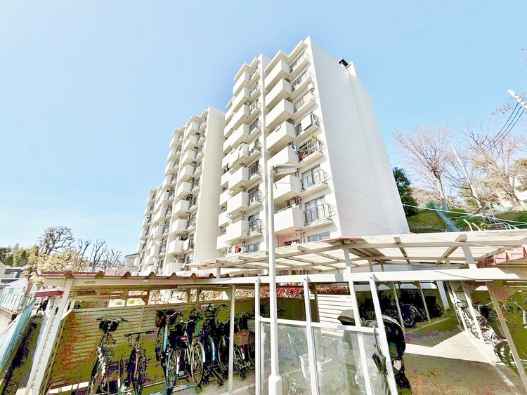 外観 現地に足をお運びいただいた際には、周辺散策などをお勧めいたします。