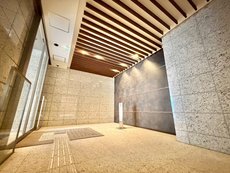 その他 館内は静寂な中が保たれており、管理が行き届いている印象を受けました。