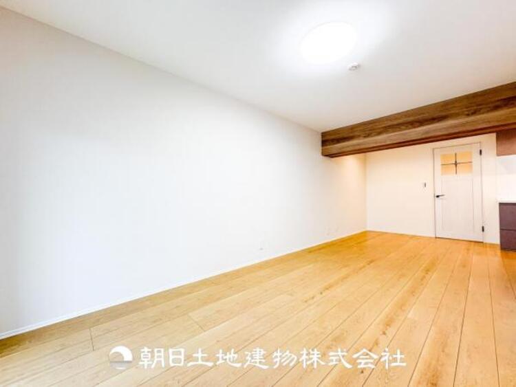 居間 【リビング】大切な人とともに、心穏やかに過ごすひとときになるリビング。