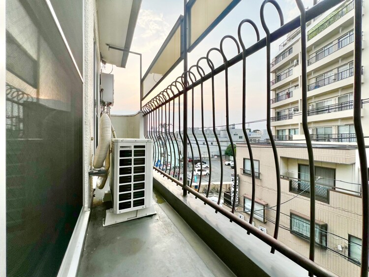 その他 朝の澄んだ空気や、夕方に吹く清々しい風を感じられるバルコニー。