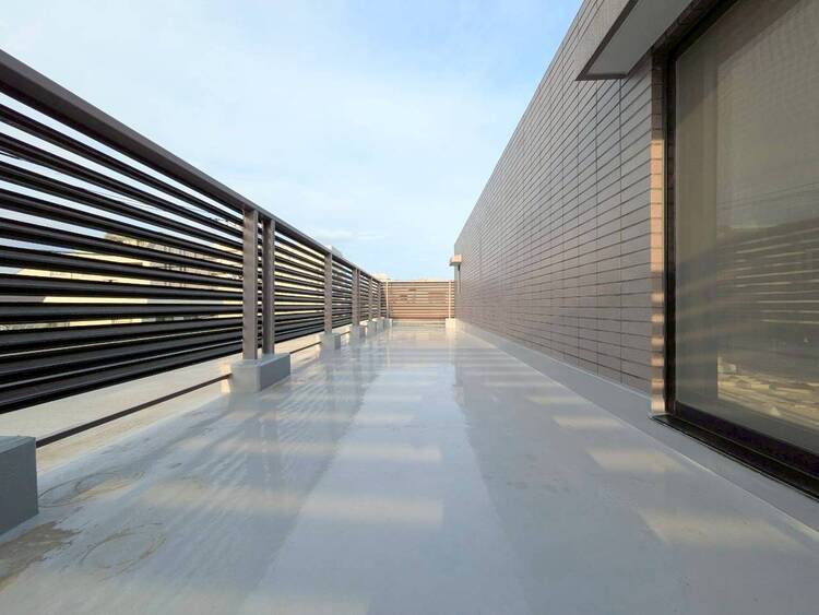 その他 朝の澄んだ空気や、夕方に吹く清々しい風を感じられるバルコニー。