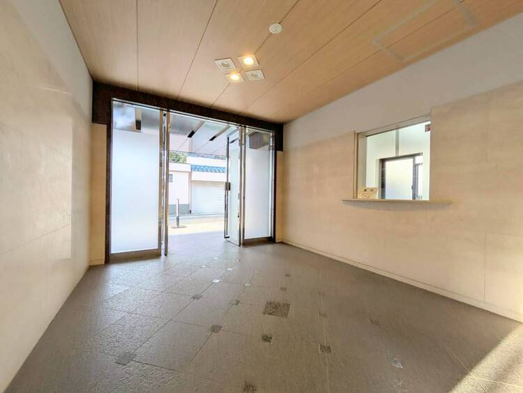 その他 館内は静寂な中が保たれており、管理が行き届いている印象を受けました。