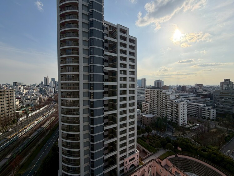 その他 眺望や窓からの景色が良いと、家で過ごす時間も快適です。