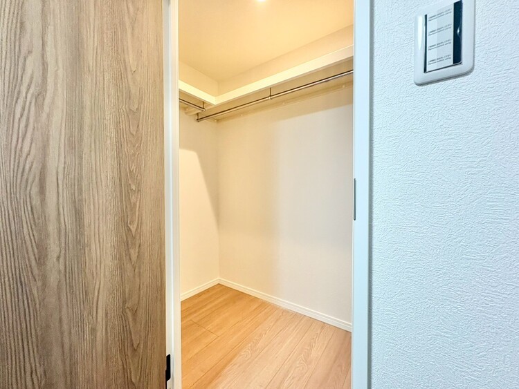 その他 収納スペースが付いていて、お部屋を広く使っていただけます。