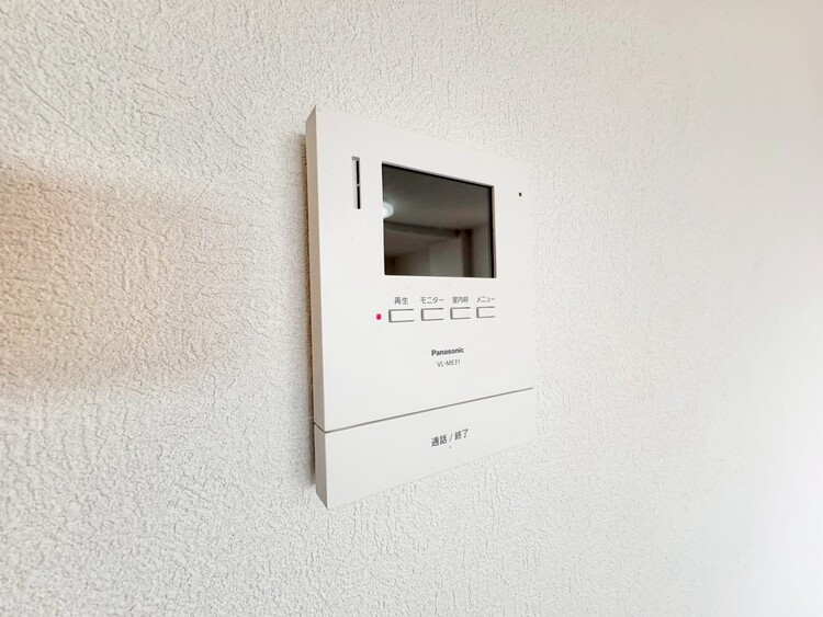 その他 誰が来てもわかる様にモニター付きインターホンを設置。