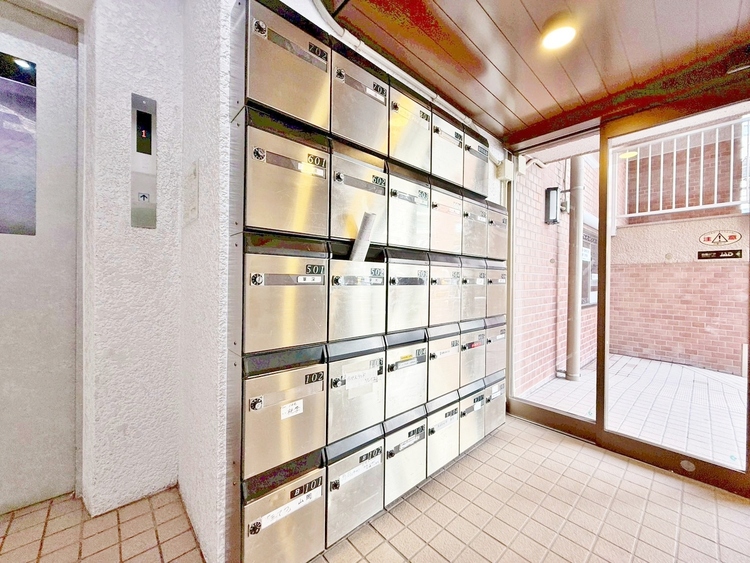 その他 郵便物を受け取るための郵便受けも、きちんと管理されています。